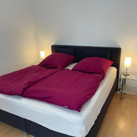 Zimmer Im Herzen Von Durlach Karlsruhe Esterno foto